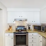 Beach House V