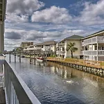 Sandpiper Cove Escape On Canal - Walk To Beach!