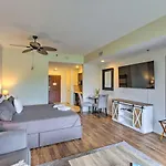 Coastal Condo Patio And Free Resort Amenities!