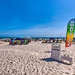 Coastal Condo Patio And Free Resort Amenities!
