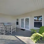 Pavilion Palms #105B