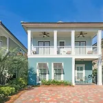 Have A Stunning Tahitian Daydream At Villages Of Crystal Beach