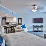 East Pass Towers 111 - Fabulous Studio On Holiday Isle