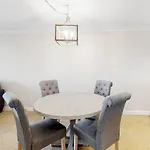 Beachside One 4023