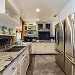Navigator\'S Nest At Green Reef Townhomes