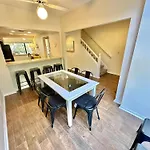 5177 Beachwalk