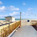 Pelican Beach Resort 304