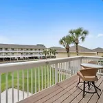 Summer Lovin At Sandpiper Cove 2029