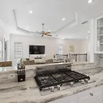 Gulf Views 6 Bedroom Elevator Community Pool