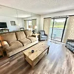 914 Harbour Point