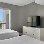 Jade East Towers 0910 By Newman-Dailey