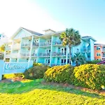 Private Beach With Seasonal Chair Service And Heated Pool