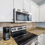 1366 Laurel Grove Home