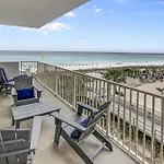Pelican\'S Perch