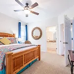 Turnberry 8563