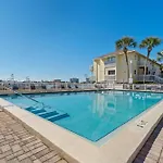 Sandpiper Cove 8140 - 500 Feet To The Beach! Pool In The Back Yard!