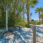 Dolphin Point #401C