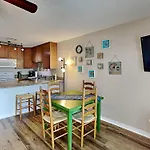 Grand Caribbean Destin 210 East