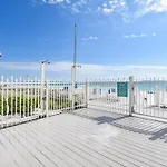 Silver Beach Towers E1503