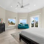 Seastar Palazzo With Beach Views, Lake, And Pool