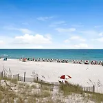 Suzwinks Beach House