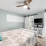 Holiday Surf & Racquet Club Unit 723