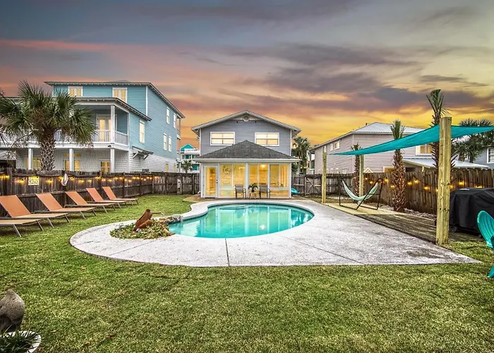 Zula Dreams Beach House, 1Min Walk To The Beach, Sleeps 16, Private Heated Pool, Pets Welcome, Fenced Yard
