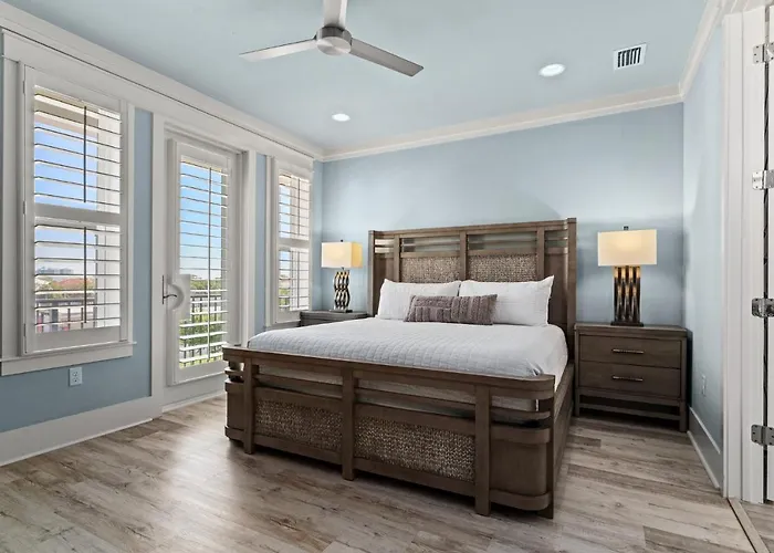 Sandy Buns Chateau With Golf Cart And Heated Pool