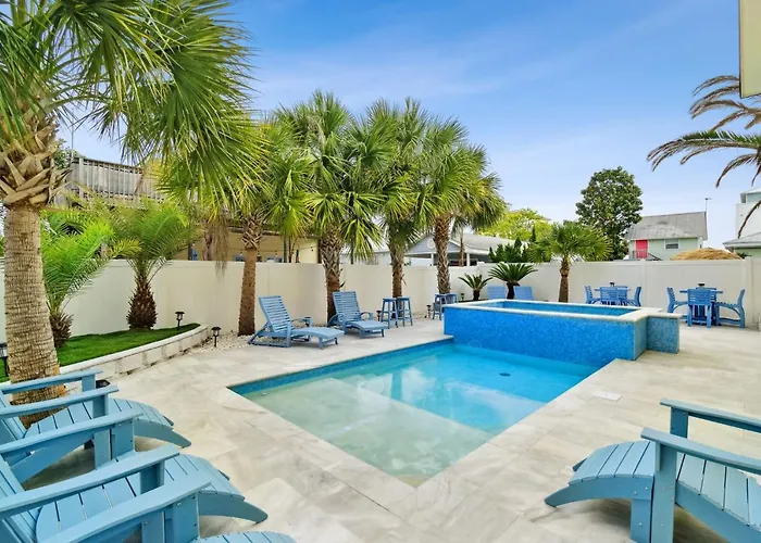 Paradise Palms With Heated Pool And Private Beach