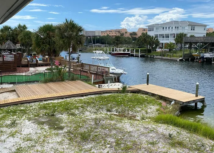 The Back Porch - Is A Relaxing 4 Bedroom 3 Bathroom House On Holiday Isle