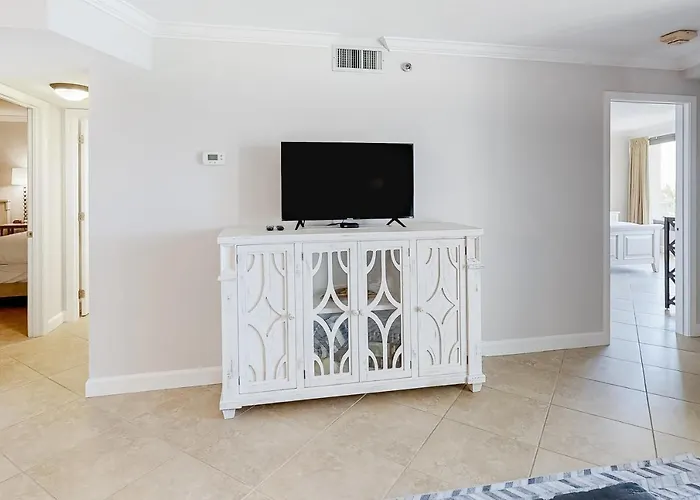 Beachside One 4023