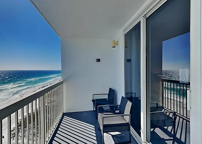 Pelican Beach #1403