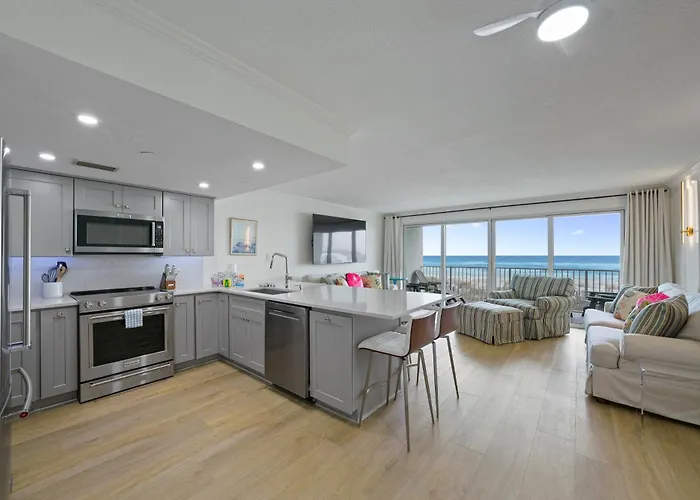 New Listing! Just Renovated! 1Br 2Ba Condo!