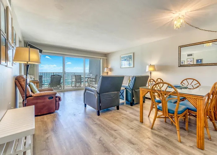Beach House Condominiums B402 - Beachfront With Pool, Wifi, & Beach Service