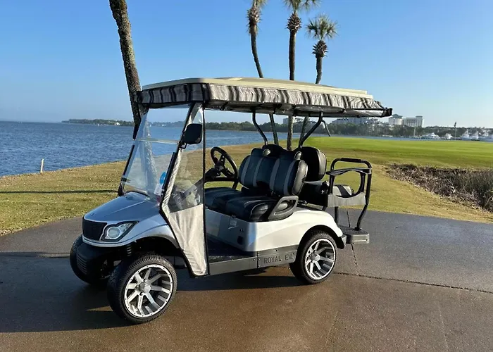 819 Harbour Point \'Steel Magnolia On The Bay\'