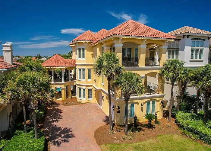 All Decked Out This Is The One You Want Gulf Front Views 4 Less