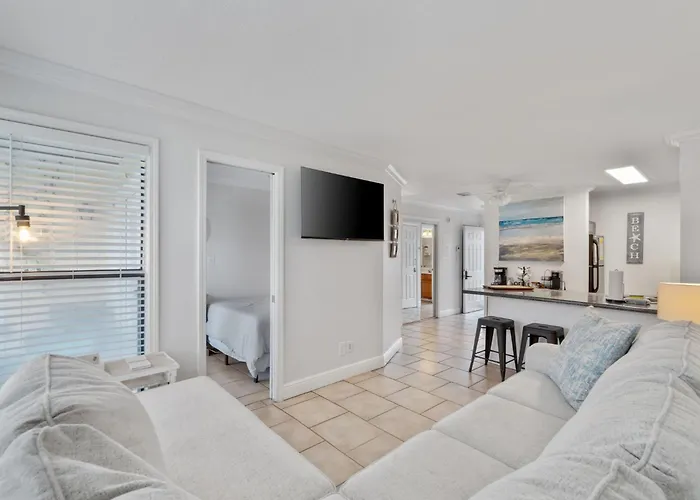 Sandpiper Cove 8140 - 500 Feet To The Beach! Pool In The Back Yard!