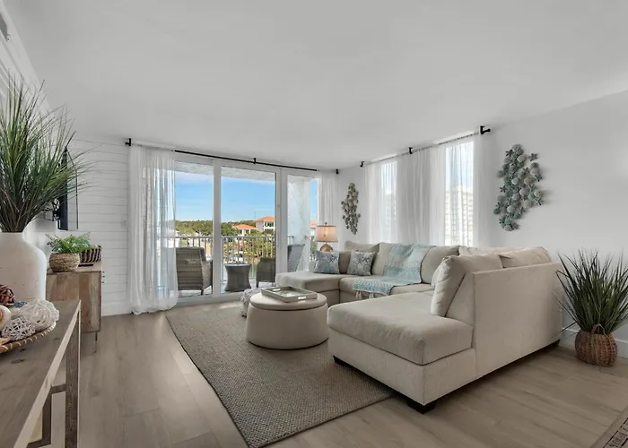 Dolphin Point #401C