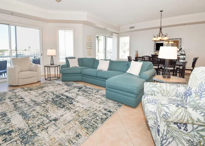 Harbor Landing 104A