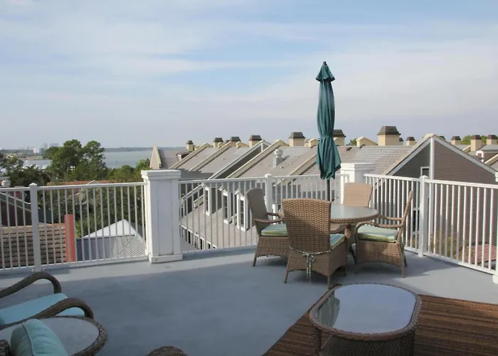 Baytowne Wharf At Sandestin By Panhandle Getaways