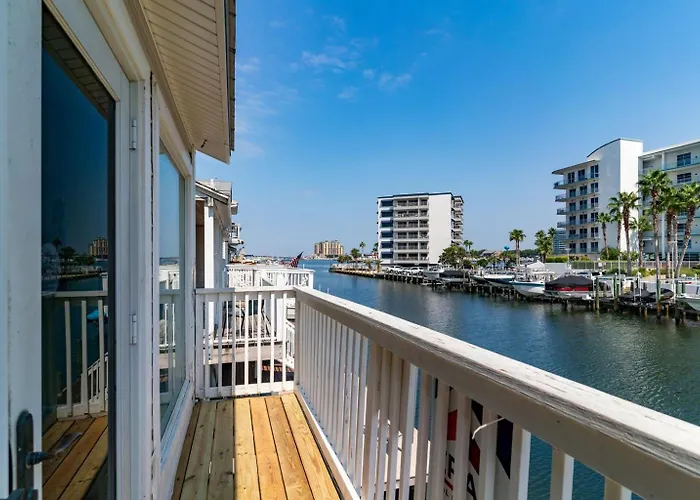Canal Place Unit 8 Harbor Views With Boat Dock