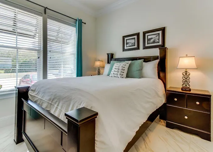 Miramar Beach Villa