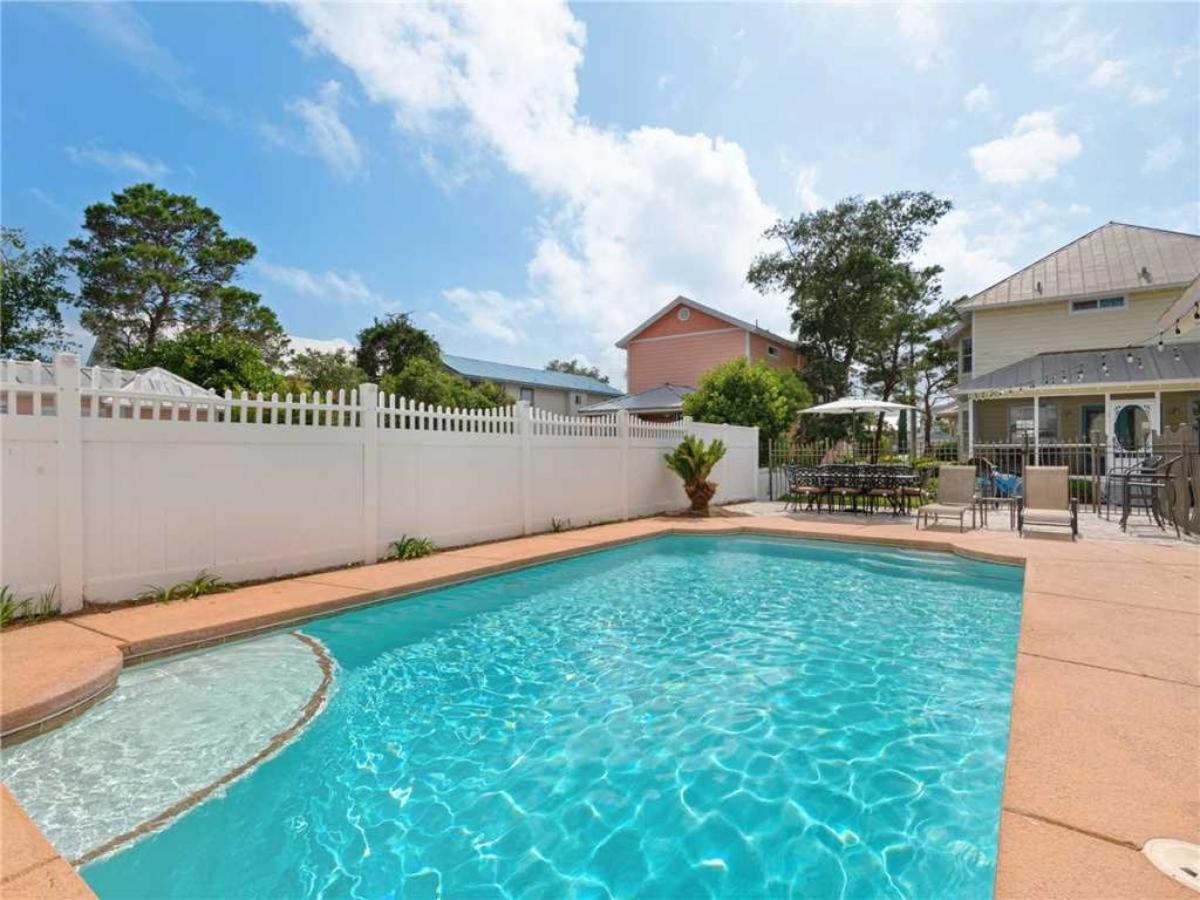 Holiday home Walking On Sunshine By Newman-dailey *