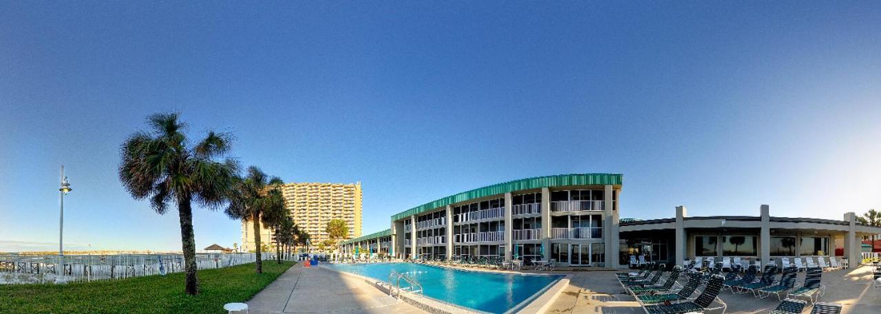 Getaways At 2*