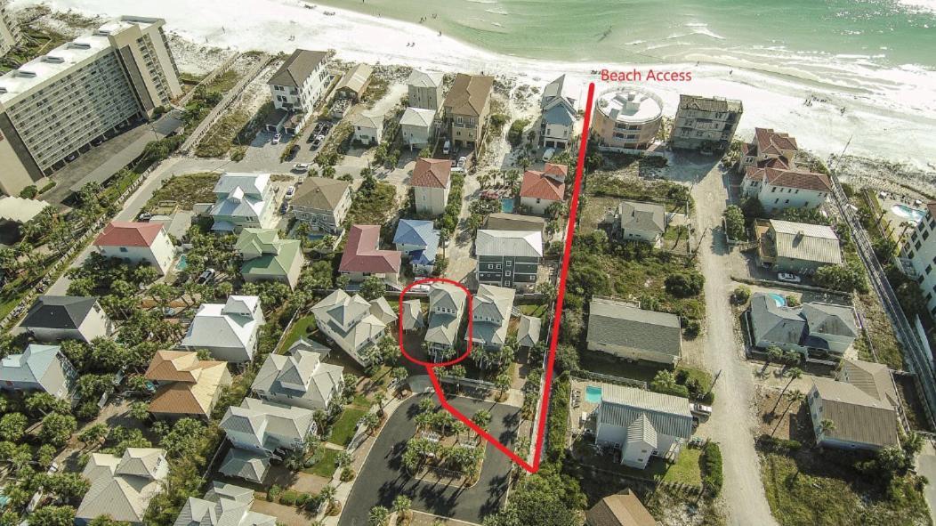 3-story Retreat Home, Walk To Beach, Gulf Views, Free Wifi!