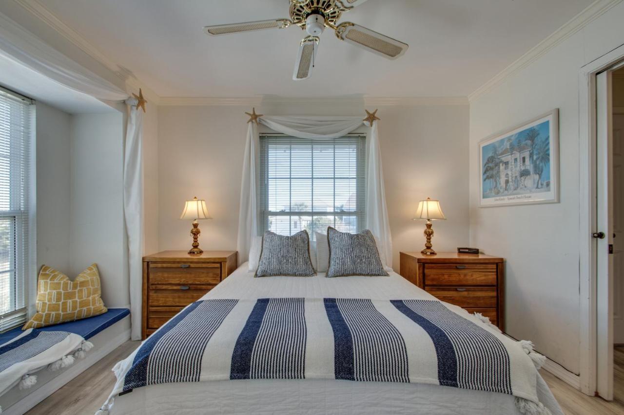 Summer Breeze 312 Apartment *