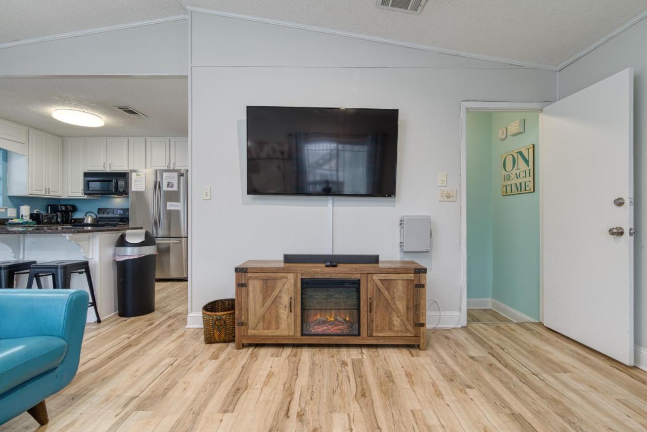 Zula Dreams: Beachfront Pet-friendly Retreat With Heated Pool
