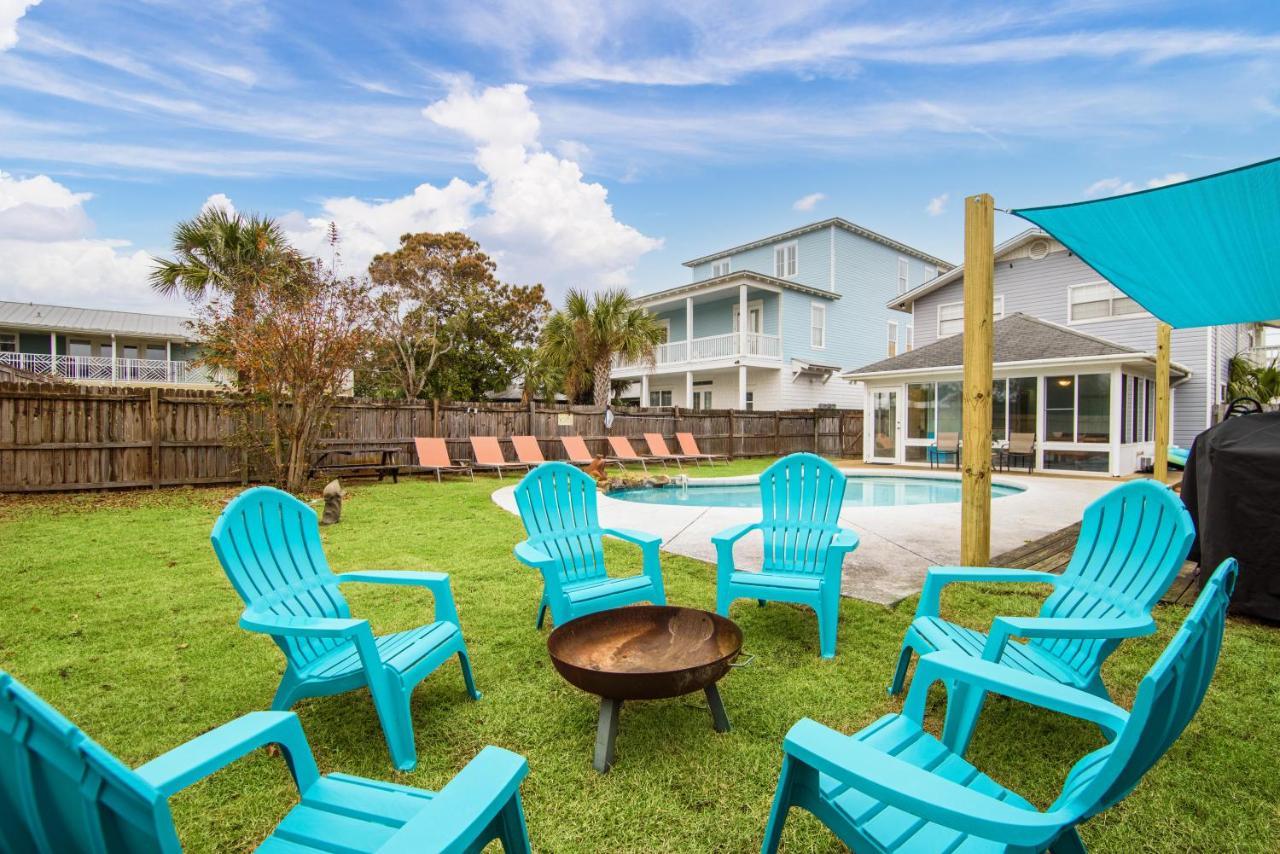 Holiday home Zula Dreams: Beachfront Pet-friendly Retreat With Heated Pool *
