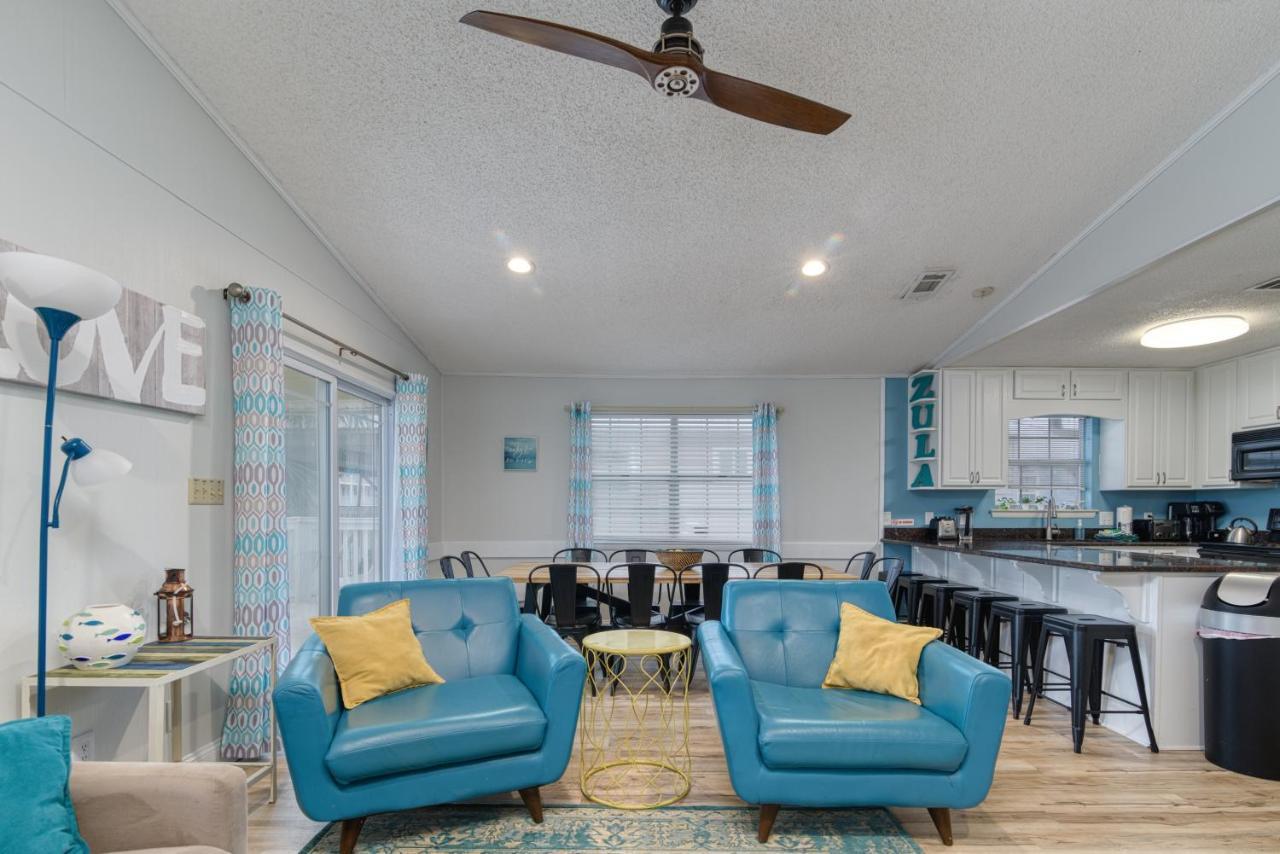 Zula Dreams: Beachfront Pet-friendly Retreat With Heated Pool