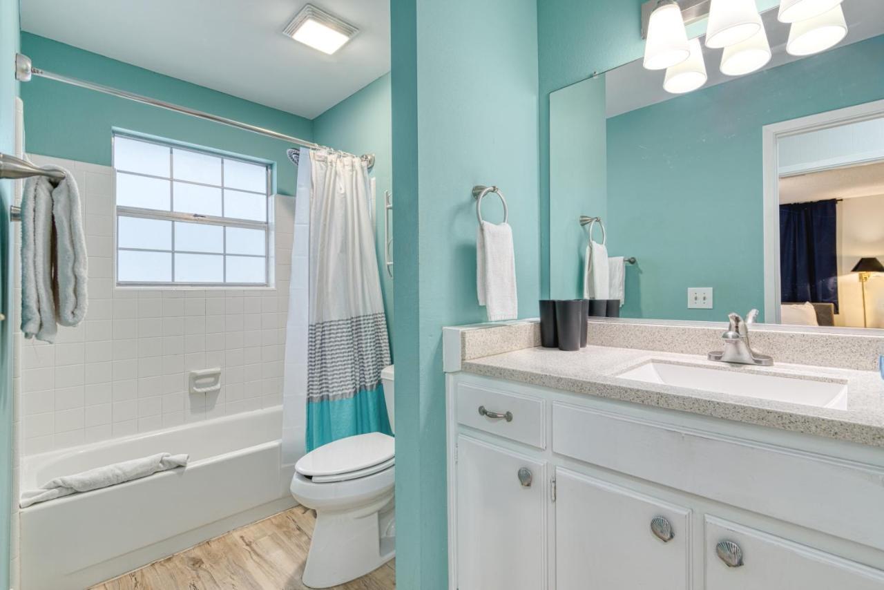 Holiday home Zula Dreams: Beachfront Pet-friendly Retreat With Heated Pool *